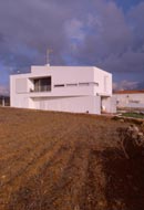 Silveira e Lorena House, 2001